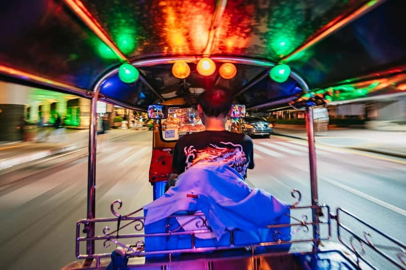 Bangkok: Midnight Food Tour by Tuk-Tuk - Why this food tour works so well after dark