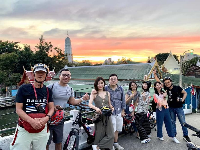 Bangkok: Must-Try Hidden Bike & Food Experience - One hour through a traditional village