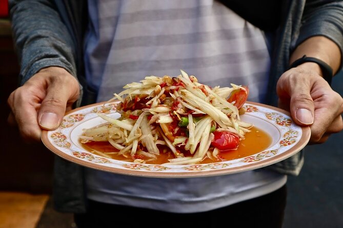 Bangkok Private Walking Food Tour with 10+ Tastings in Chinatown - Talat Noi and the changing food route