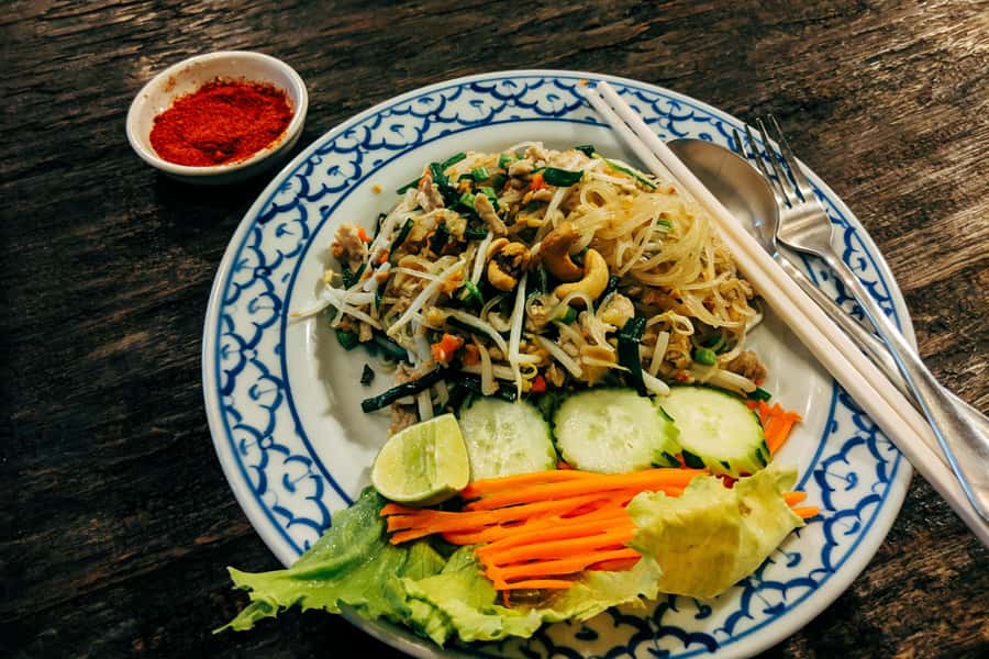 Bangkok: Street Art and Street Food Walking Tour - Is $61 a fair price?