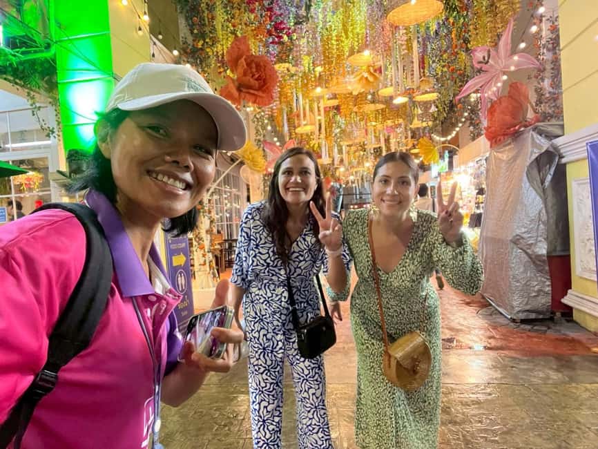 Bangkok: Tuk Tuk Adventure Chinatown Michelin Food & Temples - Chinatown Gate, Guan Yin Shrine, and Yaowarat after dark
