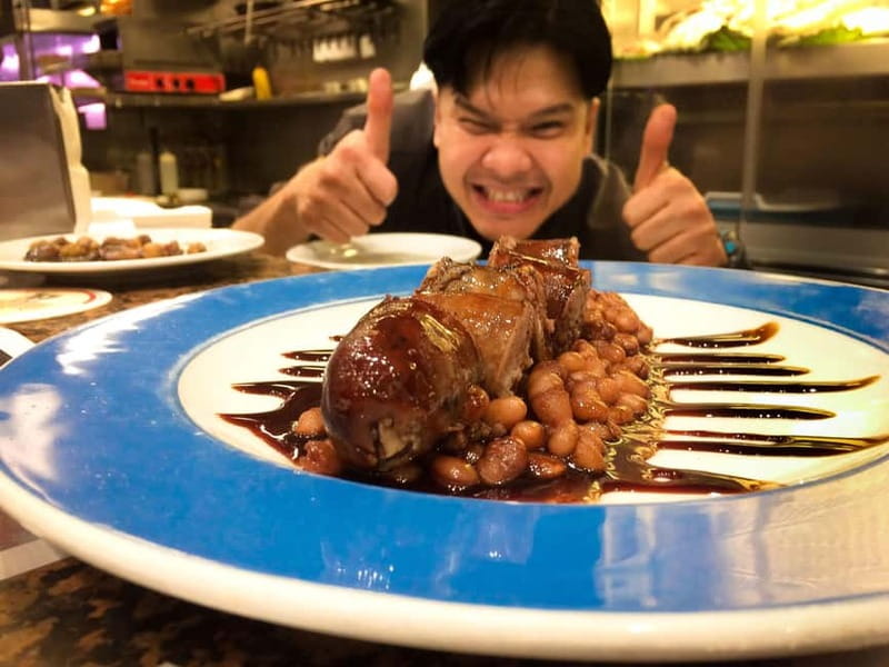Barcelona: 3-Hour Sips, Sites & Bites Food & History Tour - El Born food stop: the Bomba and Catalan comfort food
