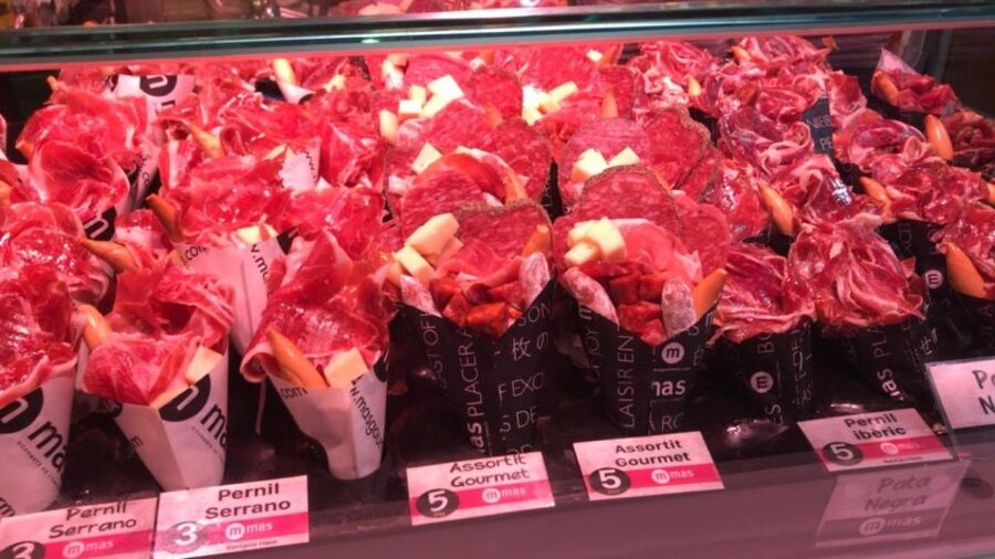 Barcelona: Street Food & Sightseeing Tour with Local Market - Who will enjoy this Barcelona food walk