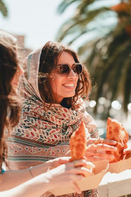 Bari: Walking Street Food Tour - The first essential bite: focaccia barese
