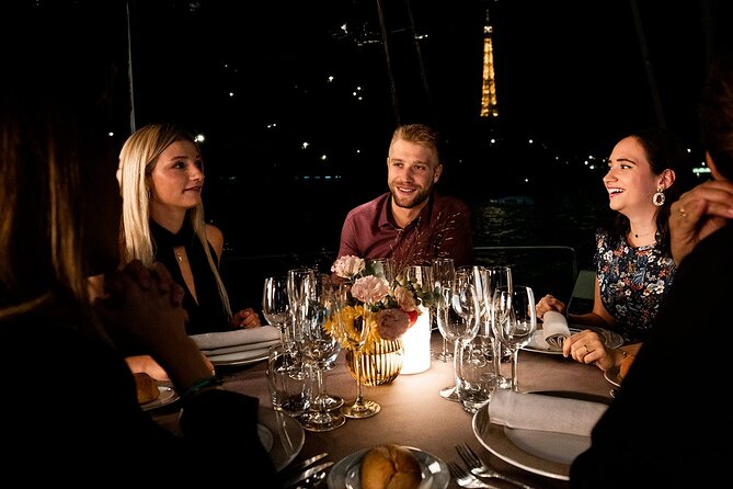 Bateaux Parisiens Seine River Gourmet Dinner & Sightseeing Cruise - Picking between the three-course and four-course menus