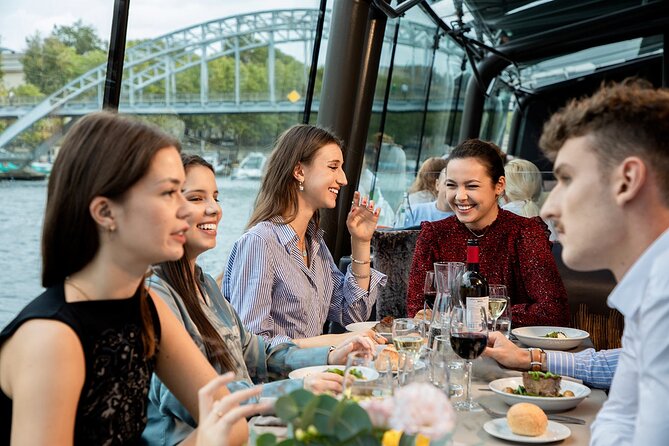 Bateaux Parisiens Seine River Gourmet Lunch & Sightseeing Cruise - The Eiffel Tower and the opening stretch