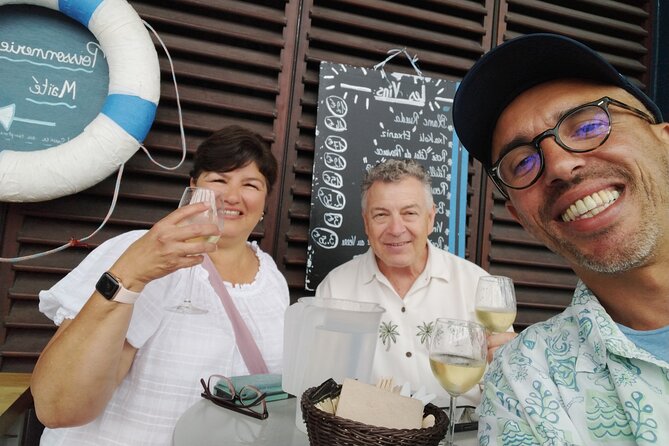 Bayonne Food Tour: Journey Through Flavors (with food and drinks) - Basque cake and coffee in the old center