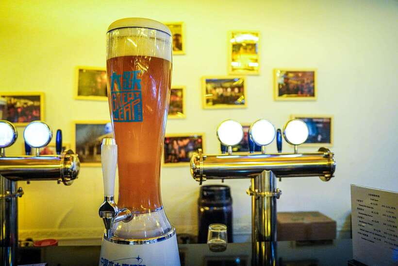 Beijing: Hidden Gems Guided Food Tour with Beer and Tastings - Why this Beijing food walk works so well