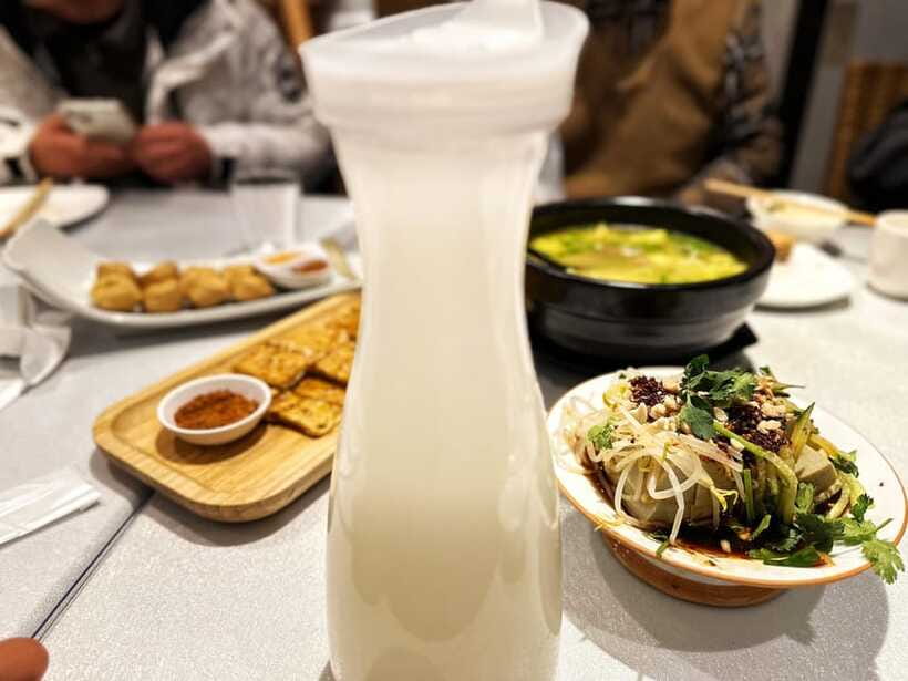Beijing Hutong Food Crawl Delights: Peking duck, Hotpot&More - Group size, private tours, and timing