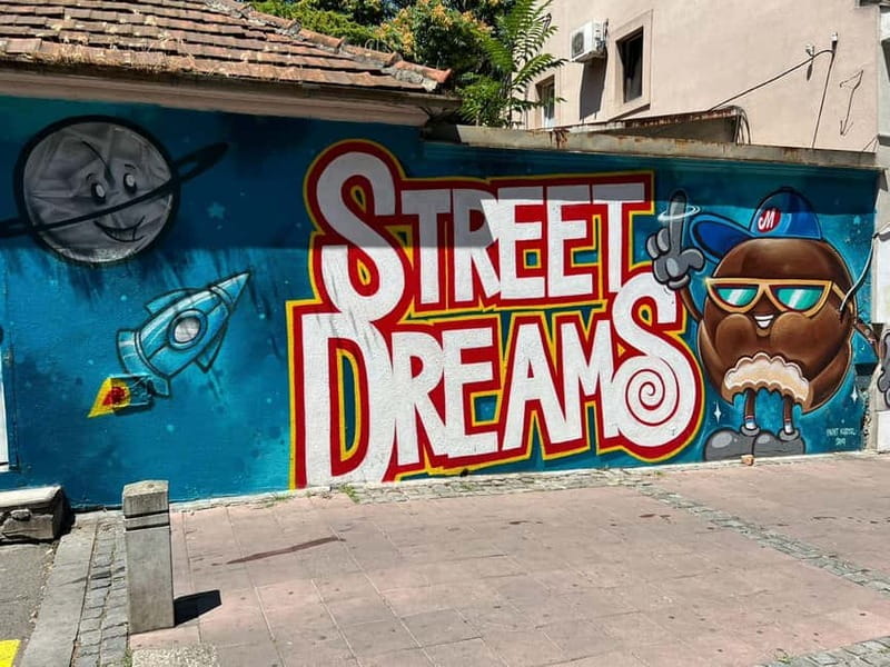 Belgrade: Street Food and Drinks Tour with 20+Tastings - Goulash, fish, truffle spread, and unexpected combinations