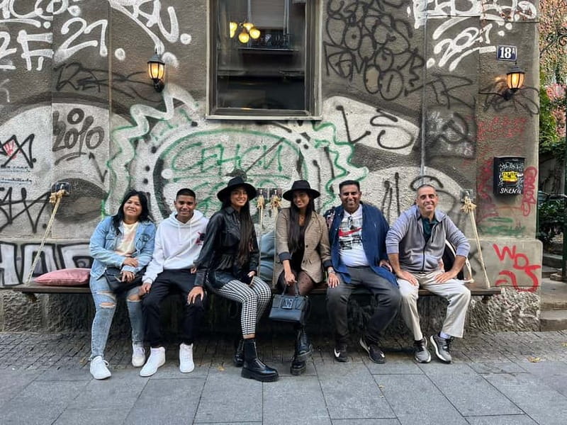 Belgrade: Street Food and Drinks Tour with 20+Tastings - Street art and the city between tastings