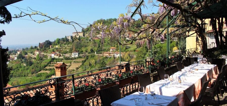 Bergamo: 3.5-Hour Traditional Food Tour - Starting at Piazza Mercato delle Scarpe