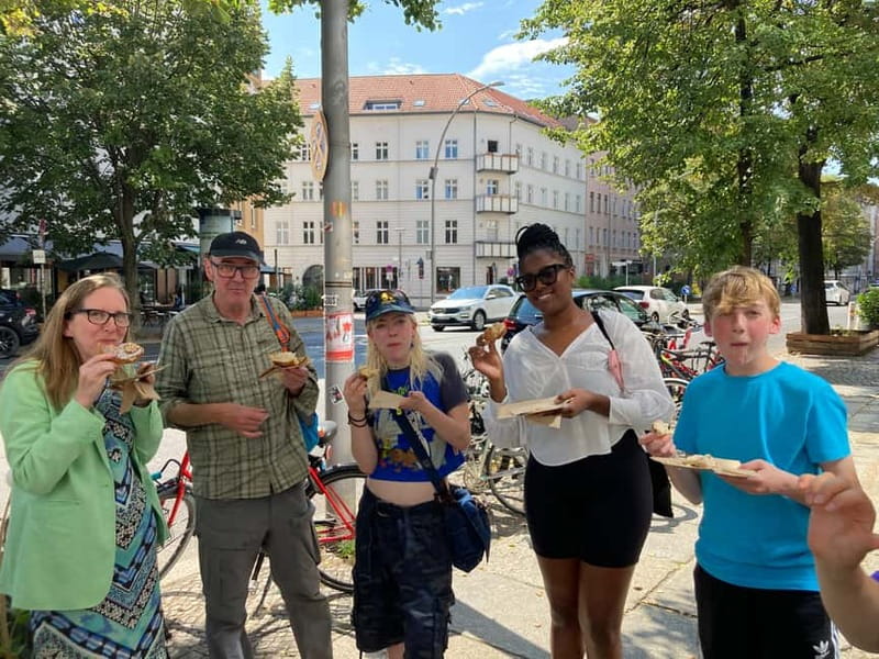 Berlin: Guided Street Food Tour with Tastings - The guide matters as much as the food