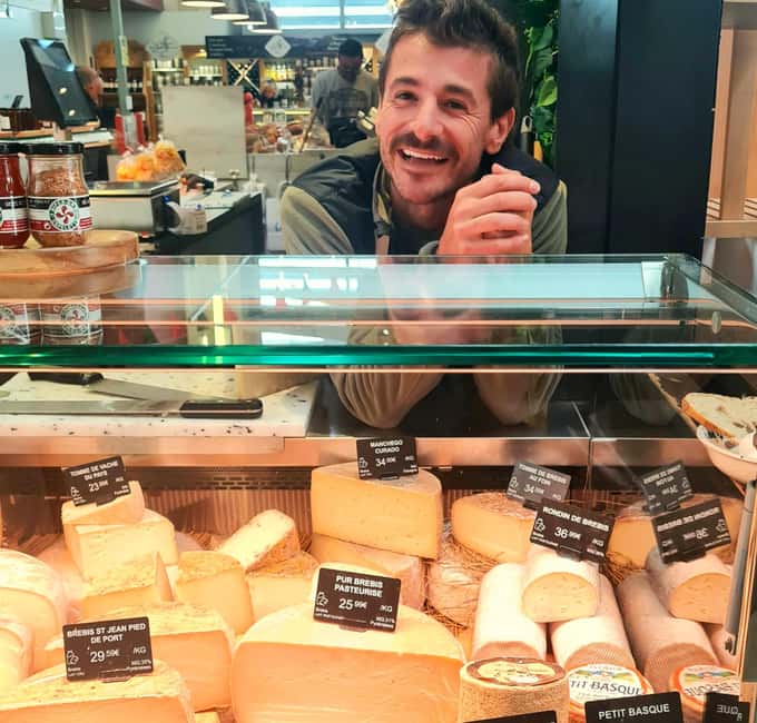 Biarritz: Culture and Food Walking Guided Tour - What you actually eat and drink