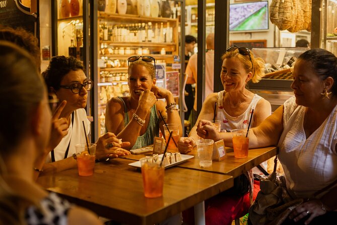 Bologna: Dinner, Wine & Tastings Walking Tour - A dinner walk through Bologna’s old center