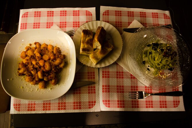 Bologna: Dinner, Wine & Tastings Walking Tour - The Two Towers and Bologna’s medieval skyline
