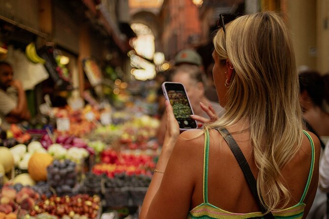 Bologna: Dinner, Wine & Tastings Walking Tour - Wine in one of Bologna’s oldest bars