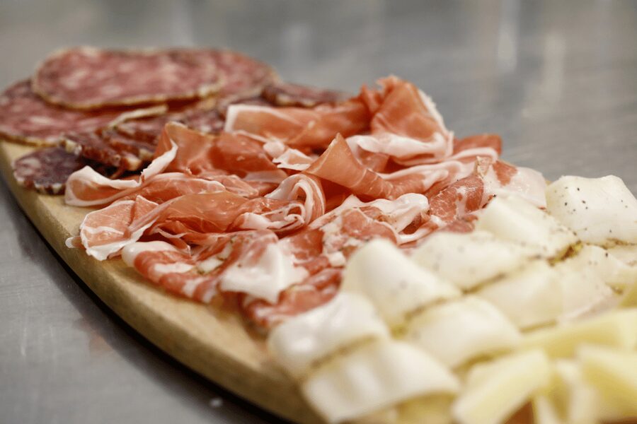 Bologna: Food and Wine Tasting with Interactive Game - Key points to know before booking