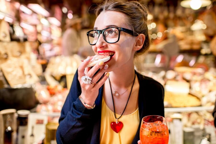 Bologna: Self-Guided Food Tasting Tour with Vouchers - Starting with a map instead of a tour group