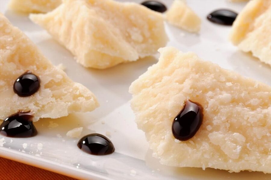 Bologna: Self-Guided Food Tasting Tour with Vouchers - What the seven food vouchers can include
