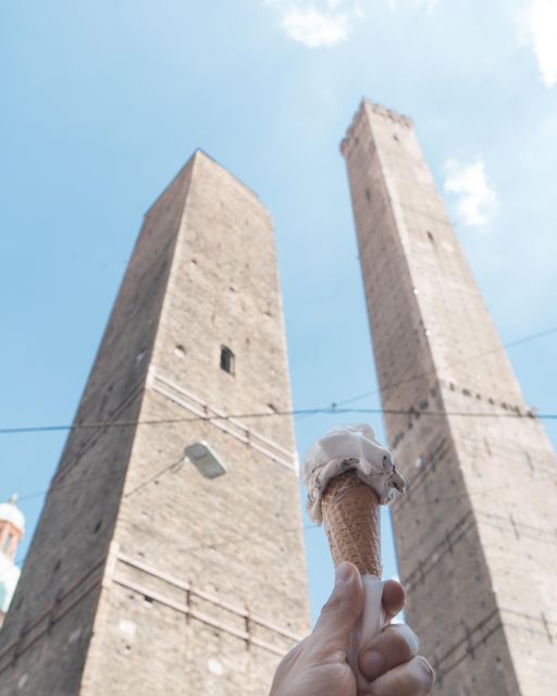 Bologna: Walking Food Tour with a Local Guide - Starting at the Neptune Fountain