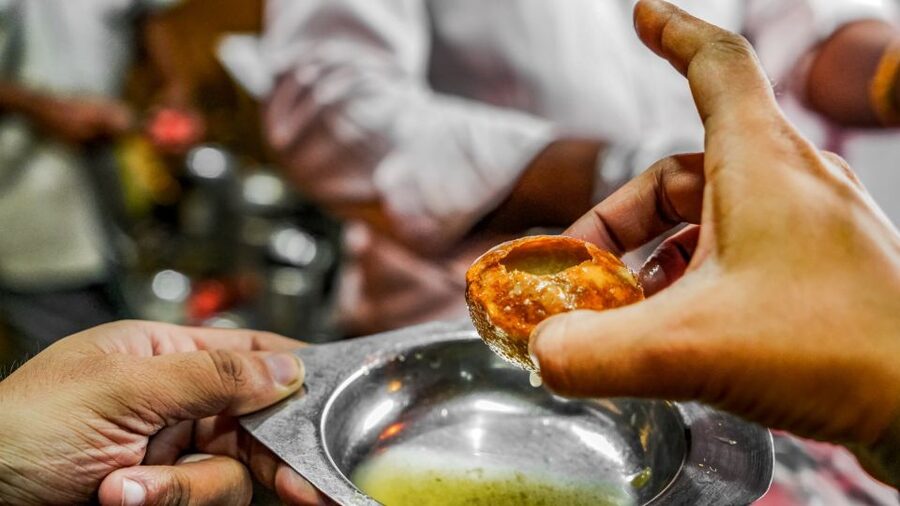 Bombay Express Mumbai Food Tour with 15+ Tastings - Mangaldas and the last sweets of the day