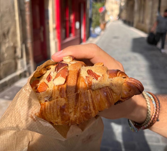 Bordeaux: Chocolate and Pastry Food Tasting Tour - How the Small Group Changes the Experience