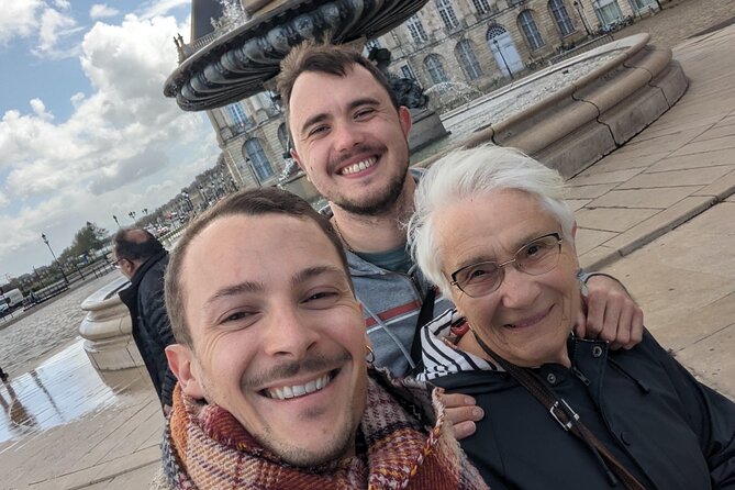 Bordeaux Food and Wine Tour : Authentic Artisanal Flavors - The Grosse Cloche and a memorable city gate