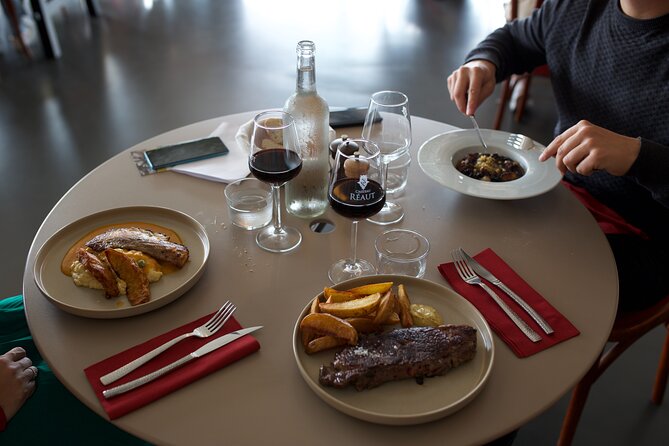 Bordeaux : Full Day Wine Tastings & Gourmet Lunch - Three estates, three chances to see local wine culture