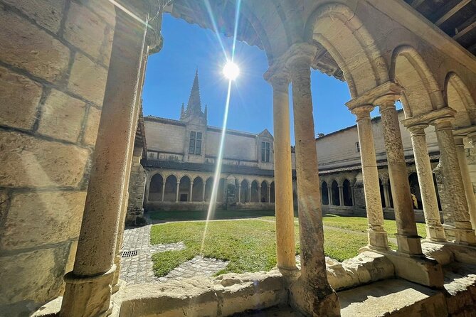 Bordeaux Full Day Wine Tour - 3 Wineries & Gourmet Picnic Lunch - Red wine lovers will get the most from it