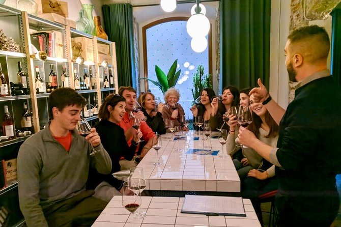 Born to Eat: Gourmet Tapas & Wine Small Group Tour in Old Barcelona - The history between the bites
