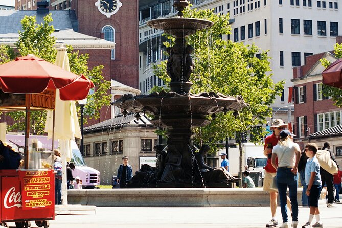 Boston Freedom Trail History and Food Tour - Starting at Boston Public Market