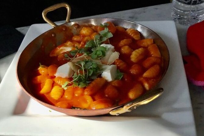 Boston's North End Food and History Walking Tour - Umberto and the first taste of Sicily