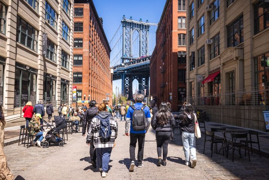 Brooklyn Food Tour: Heights, DUMBO & Bridge Views - How to prepare for the three-hour walk