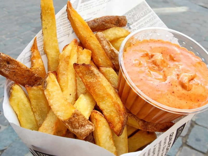 Brussels: City Center Guided Food Tour with Tastings - Fries cooked the Belgian way