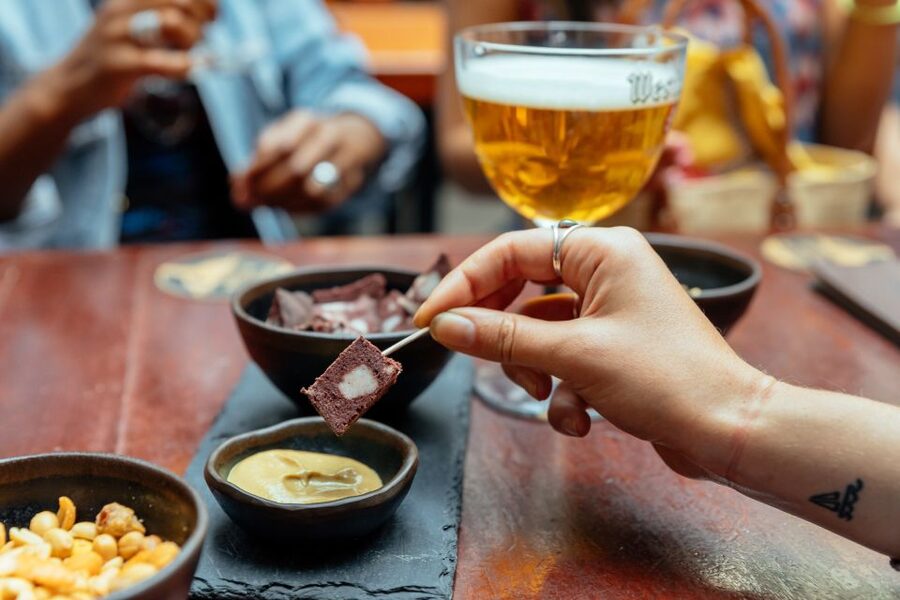 Brussels: Private Food Tour – 10 Tastings with Locals - Who will enjoy this food walk?