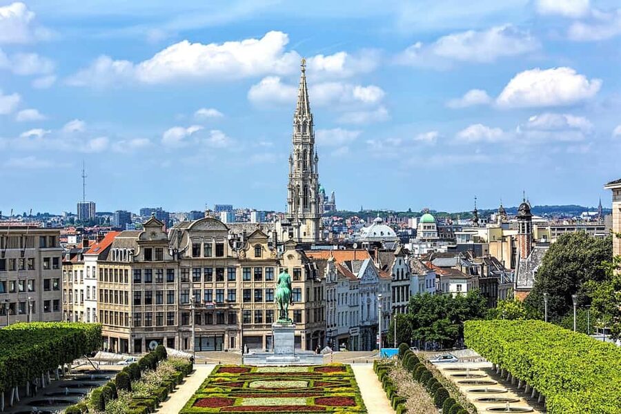 Brussels: Walking Food Tour with Chocolate, Beer, & Waffles - Is $111 good value for four hours?