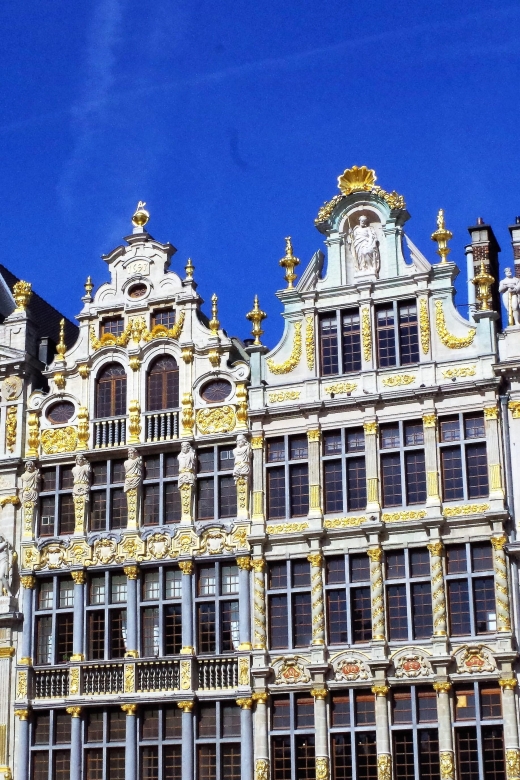 Brussels: Walking Food Tour with Chocolate, Beer, & Waffles - Waffles and chocolate mousse to finish