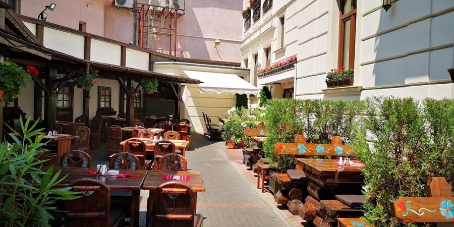 Bucharest: Street Food Tour with a Local Guide - A Romanian breakfast with a communist past
