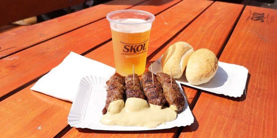 Bucharest: Street Food Tour with a Local Guide - Mici and beer at Obor