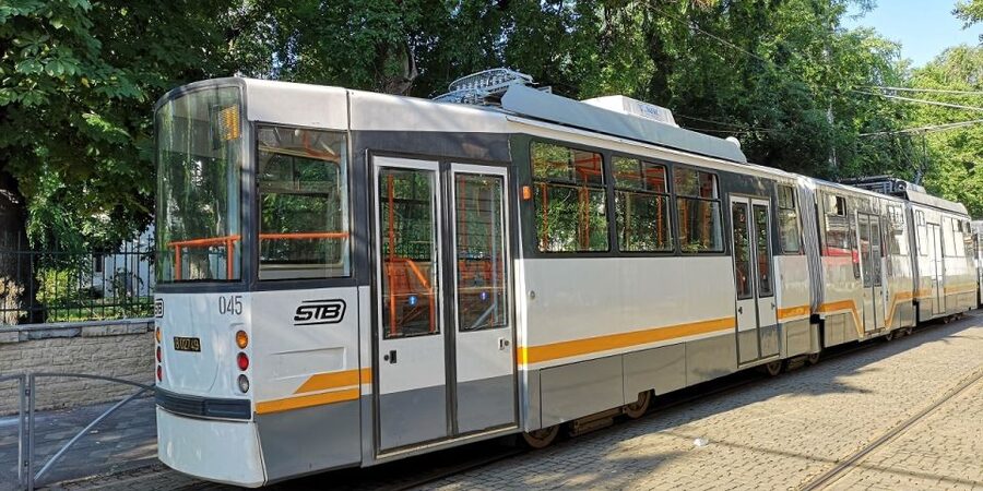 Bucharest: Street Food Tour with a Local Guide - Returning by trolleybus to University Square