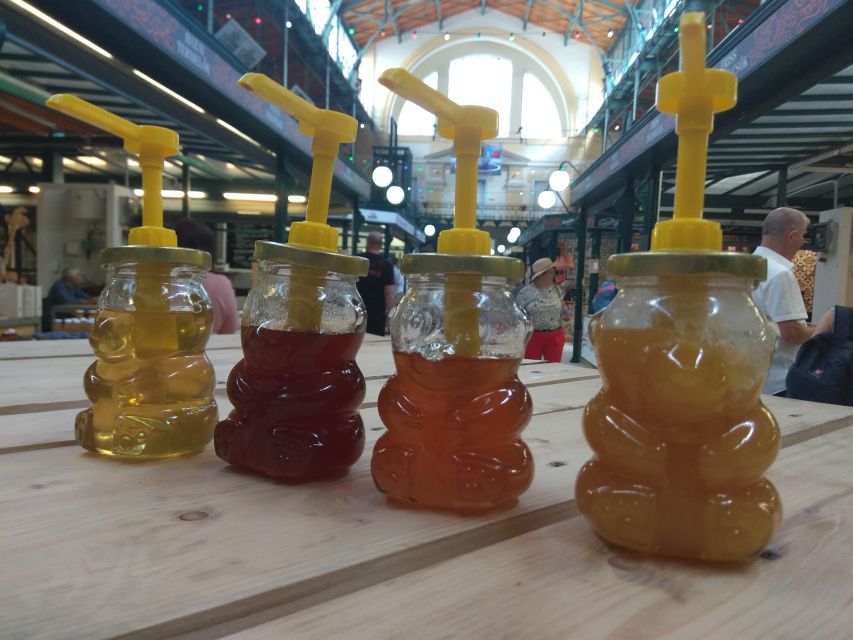 Budapest: Central Market Hall Guided Food Tour with Tastings - Language, timing and practical fit