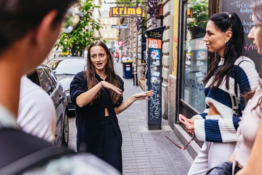 Budapest Food Walking Tour: Eat, Sip & Explore Like a Local - Guides make the difference