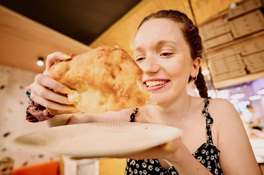 Budapest: Guided Food Tour with Wine, Beer, and Shots - Why District 7 is a good place to eat Budapest