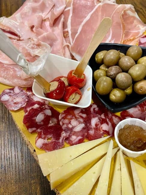 Cagliari: Food and Wine Tasting Experience - The wines and the stories behind them