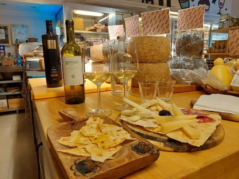 Cagliari: Taste Sardinia with a Full Meal Food Tour - Why this food walk works in Cagliari