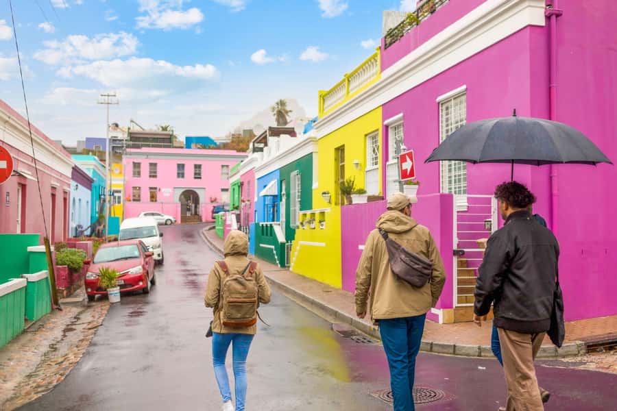 Cape Town: Essential Food and Drink Tour - Starting among the painted houses of Bo-Kaap