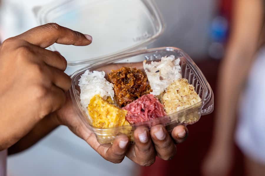 Cartagena: Guided Street Food Tour with Tastings - Getsemaní adds a different rhythm