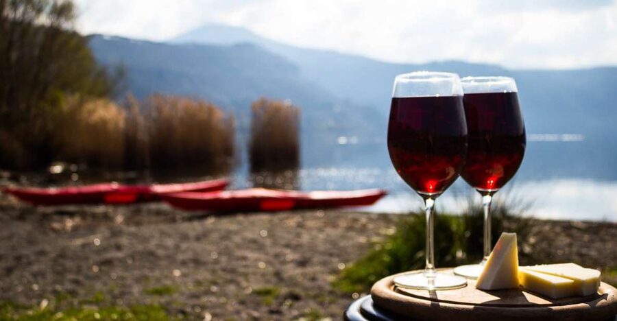 Castel Gandolfo: Kayak Food and Wine Tour - Key points at a glance