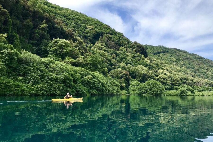 Castel Gandolfo: Kayak Food and Wine Tour - The Anagnina pickup and short ride to the lake